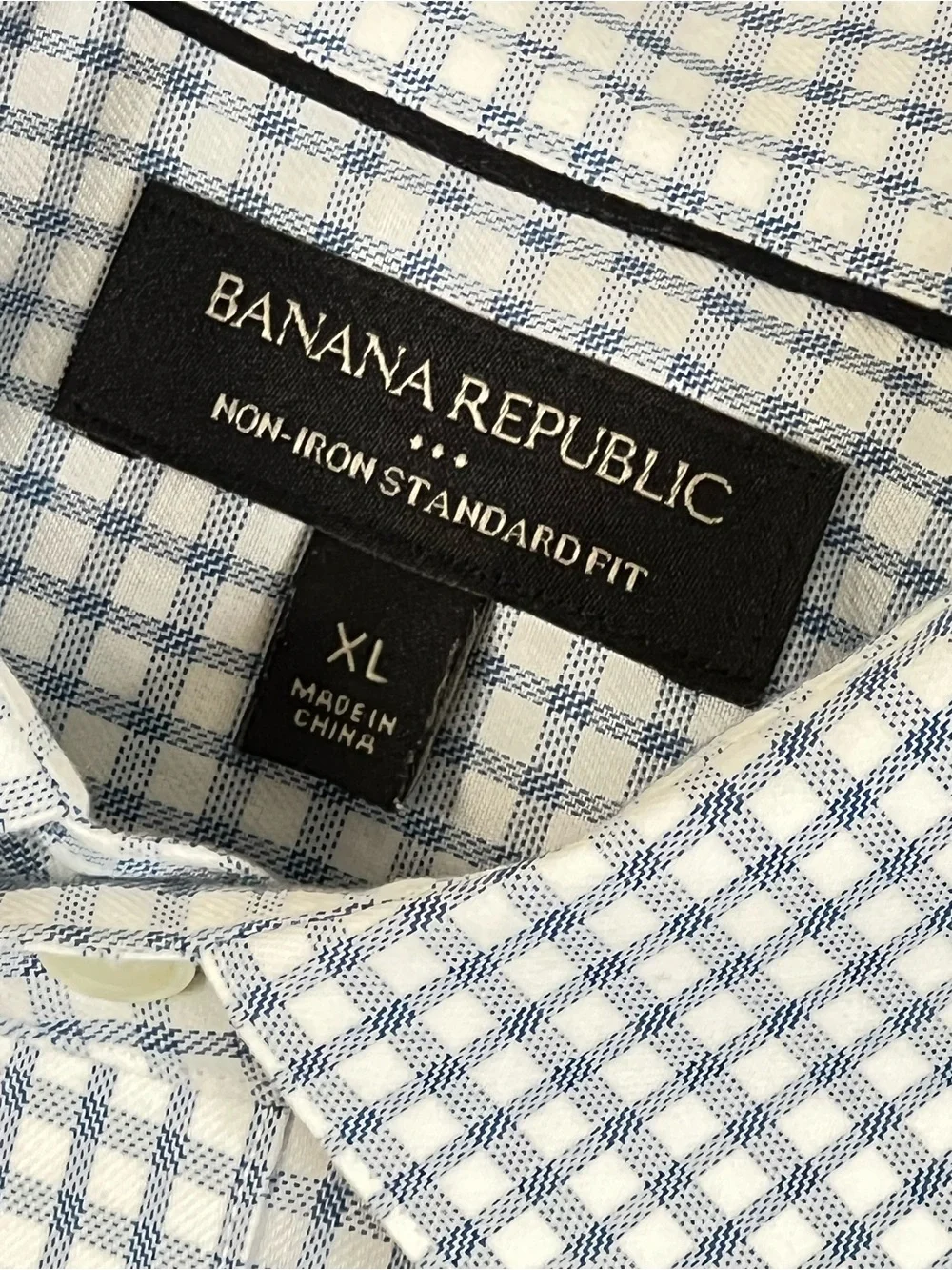 BANANA REPUBLIC Non-Iron Standard Fit Men’s XL Blue Check Button Up